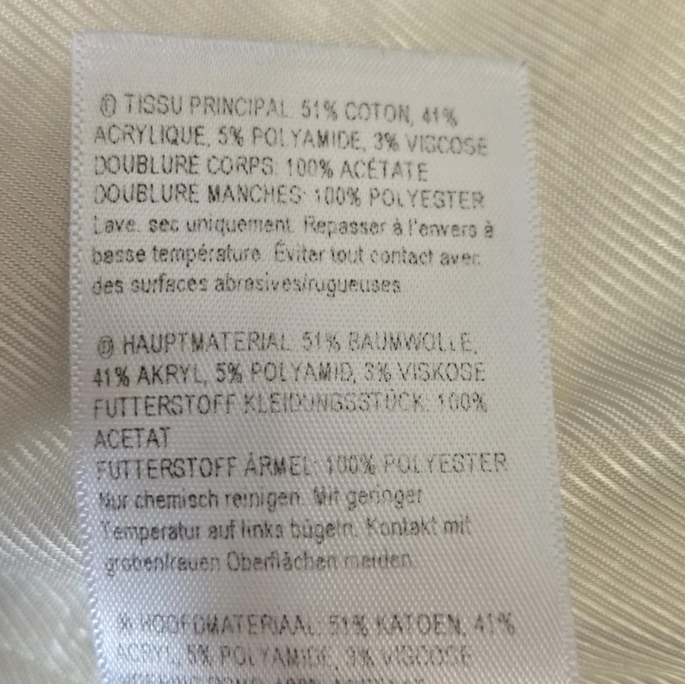 L.K BENNETT LONDON Cream Cottton Tweed Cropped Open Front Jacket With Fringe. 8 - Picture 12 of 16